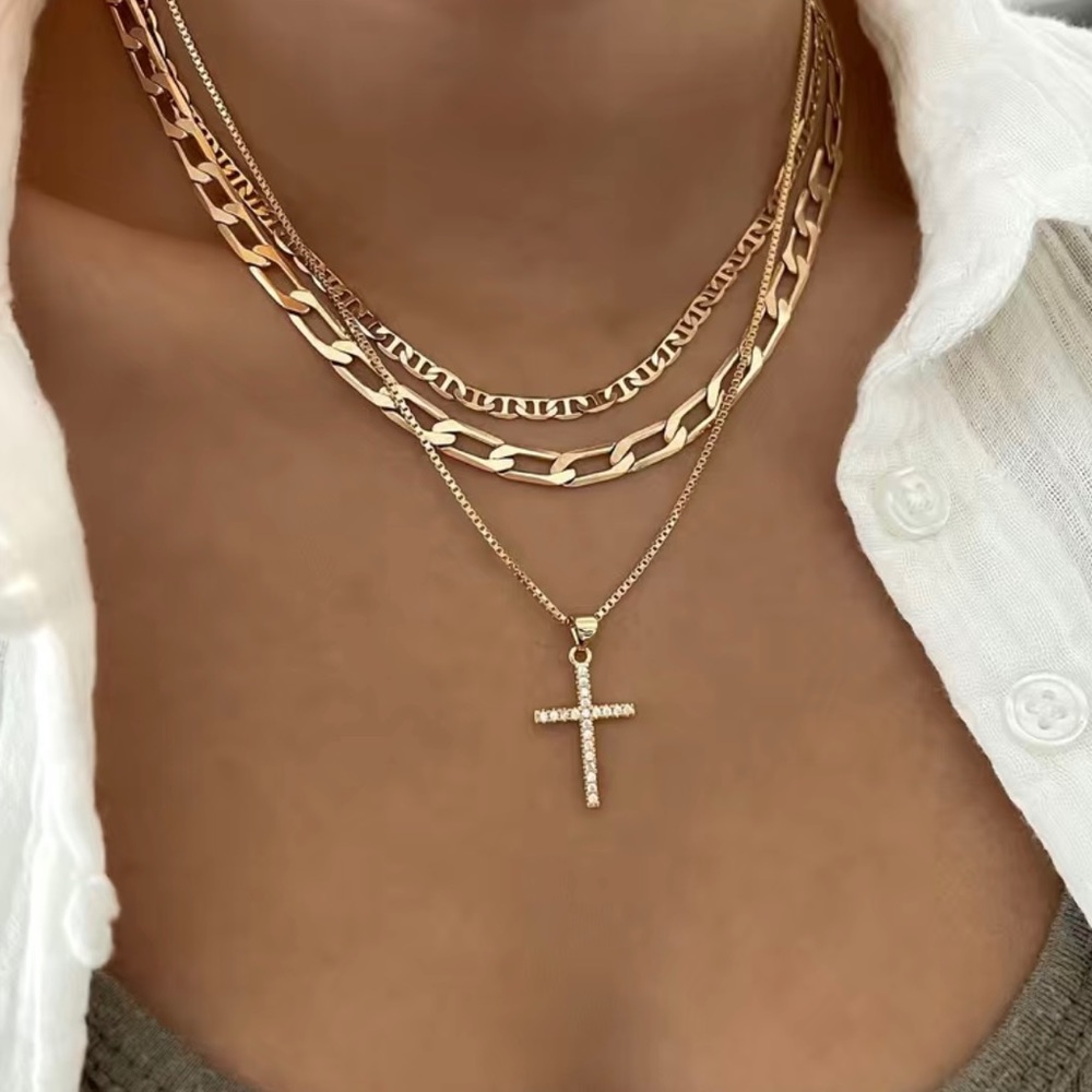 Gorgeous Cross Shaped Stackable Chain Necklace - image 1